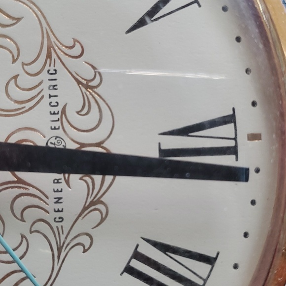 Click - Picture 3 of 3